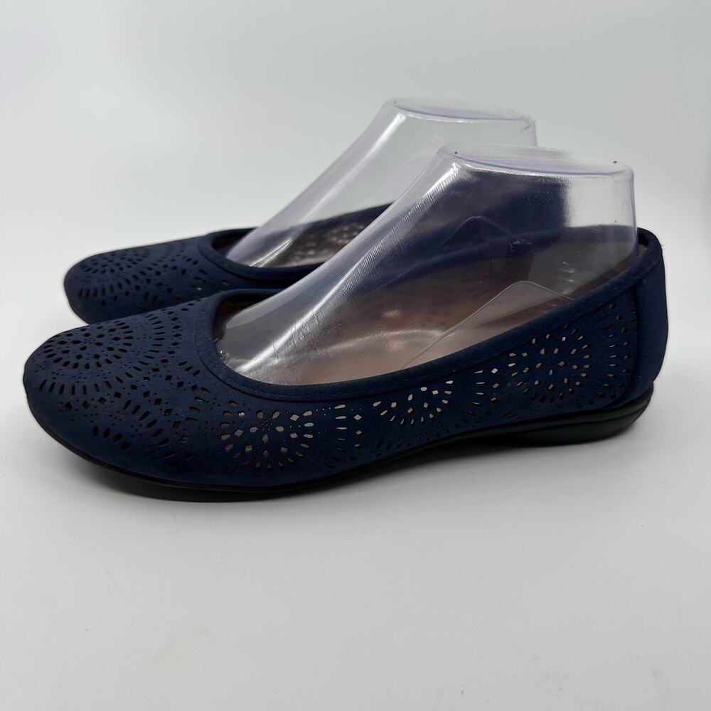 White Mountain GERI Laser Cut Navy Ballet Flats WMNS 7W Slip On Comfort Cut Out - Picture 5 of 8